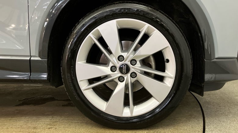 Audi Q2 35 TFSI S Line 5dr S Tronic Petrol Estate